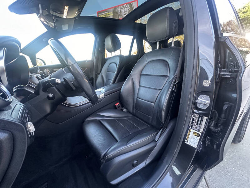 2020 Mercedes-Benz GLC GLC 300 4MATIC