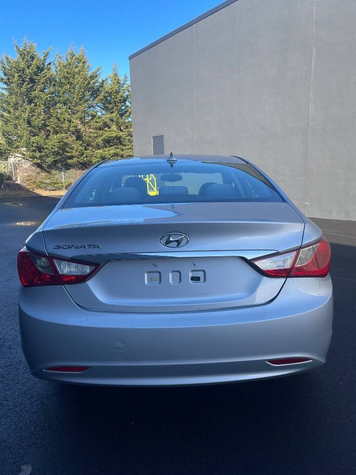 2013 Hyundai SONATA for sale at M & P Auto Sales in Saddle Brook, NJ