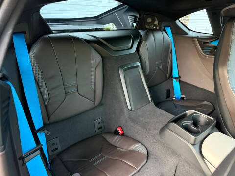 2016 BMW i8