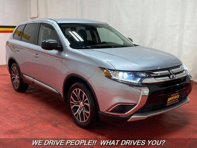 2017 Mitsubishi Outlander ES