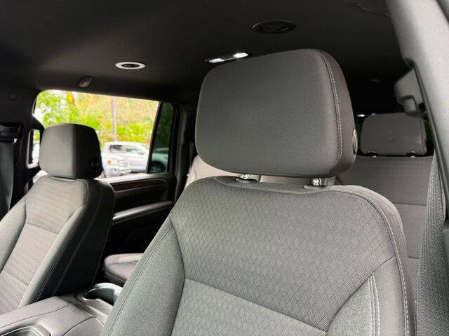 2023 Chevrolet Suburban LS