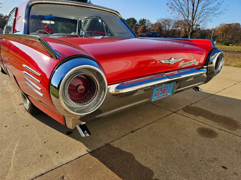 1961 Ford Thunderbird