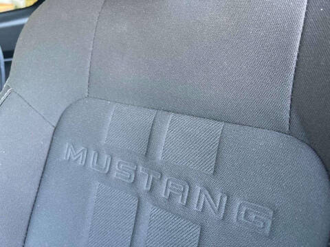 2021 Ford Mustang EcoBoost