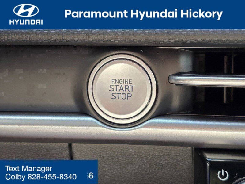 2025 Hyundai Santa Cruz SE