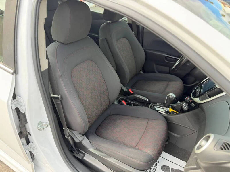 2017 Chevrolet Sonic LT Auto