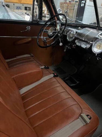1947 Ford Super Deluxe