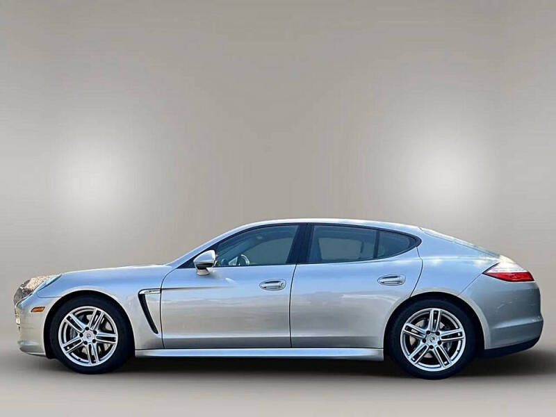 2011 Porsche Panamera