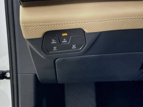 2024 Volkswagen Atlas Cross Sport SE 4Motion