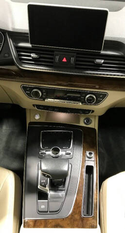 2018 Audi Q5 2.0T quattro Premium Plus