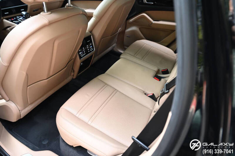 2019 Porsche Cayenne S