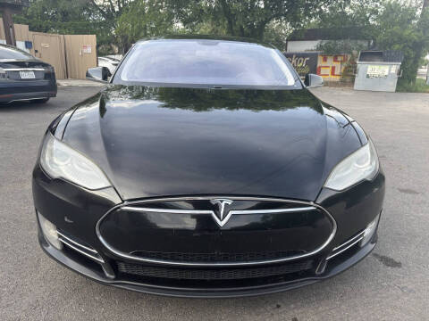 2013 Tesla Model S Performance