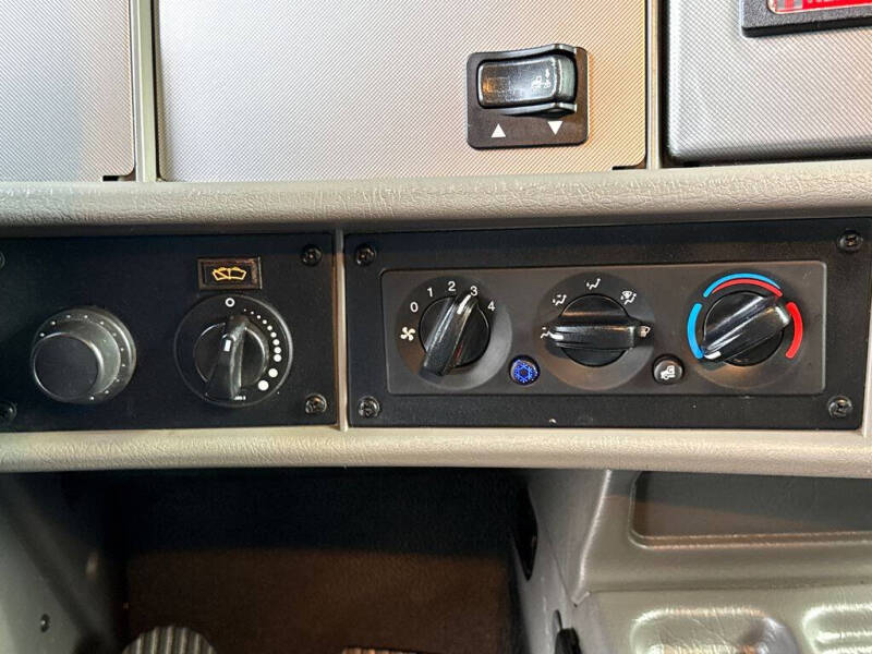 2017 Kenworth T270
