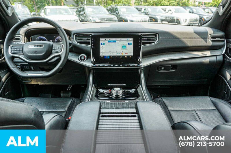 2023 Jeep Wagoneer Series II