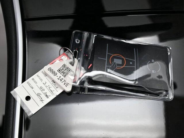 2020 Tesla Model 3 Standard Range Plus