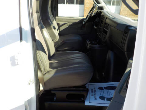 2017 Chevrolet Express 2500