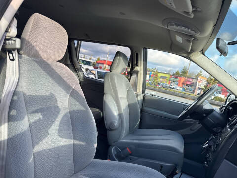 2005 Dodge Caravan SXT