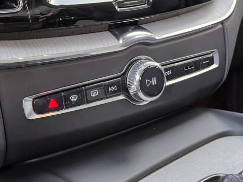 2021 Volvo XC60 T5 Inscription