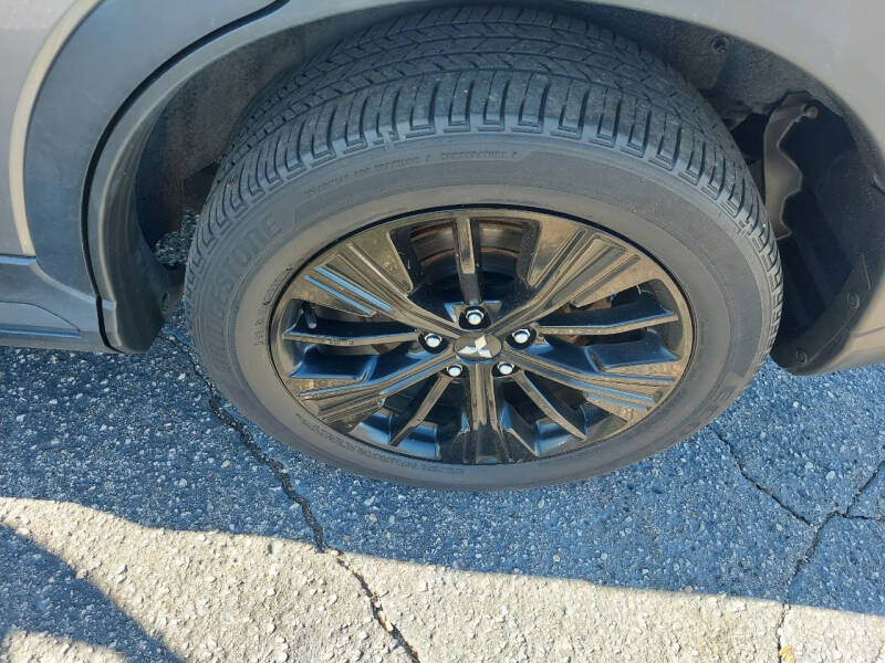 2019 Mitsubishi Eclipse Cross LE