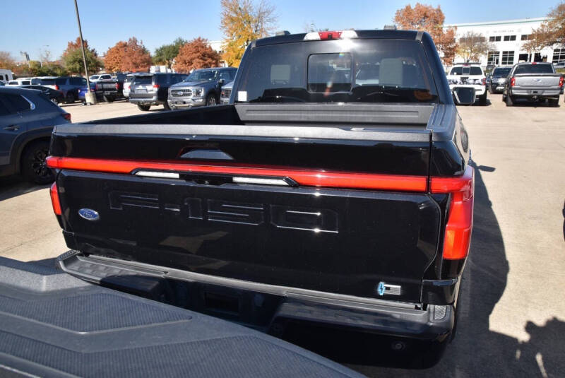 2023 Ford F-150 Lightning Platinum