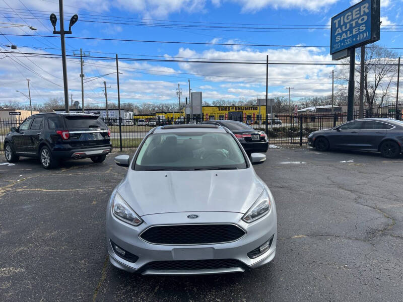 2015 Ford Focus for sale at TIGER AUTO SALES INC in Redford MI