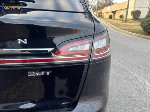 2019 Lincoln Nautilus Reserve