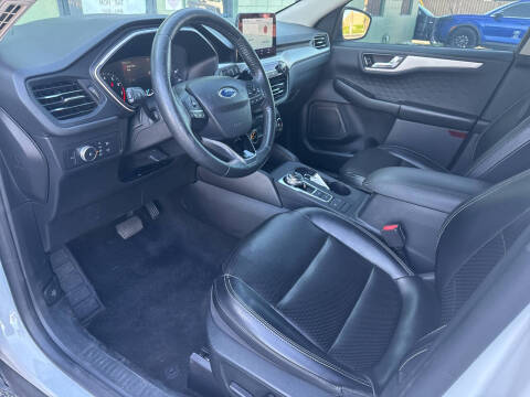 2020 Ford Escape SEL