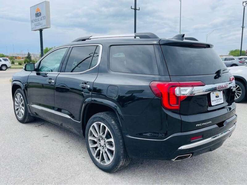 2021 GMC Acadia Denali