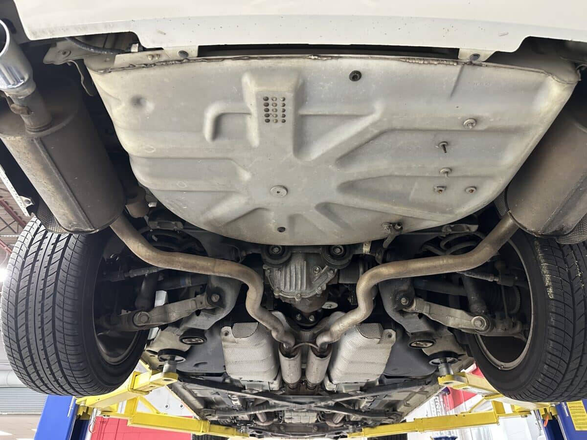 2003 Ford Thunderbird 42