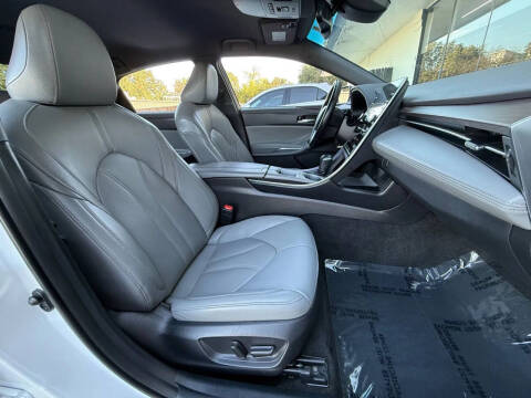 2021 Toyota Avalon XLE