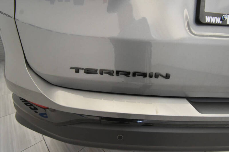 2024 GMC Terrain SLT
