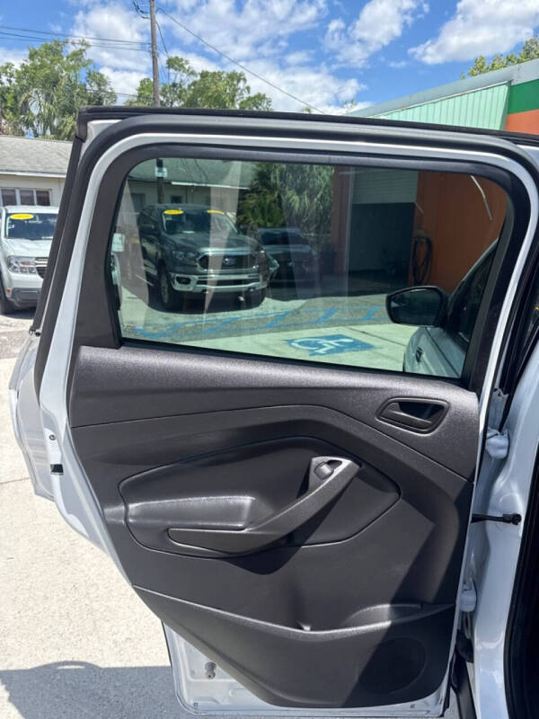 2019 Ford Escape S