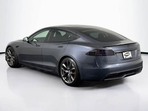 2022 Tesla Model S Plaid