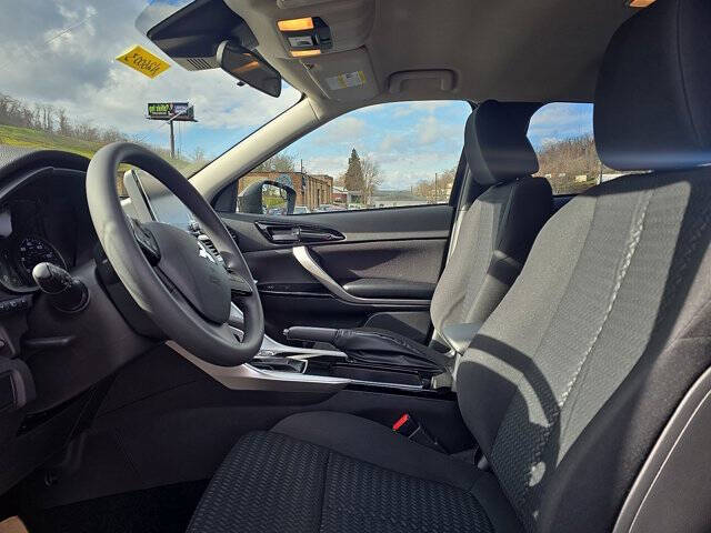 2026 Mitsubishi Eclipse Cross LE