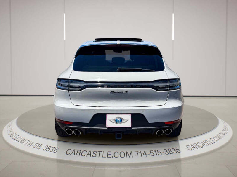 2020 Porsche Macan S