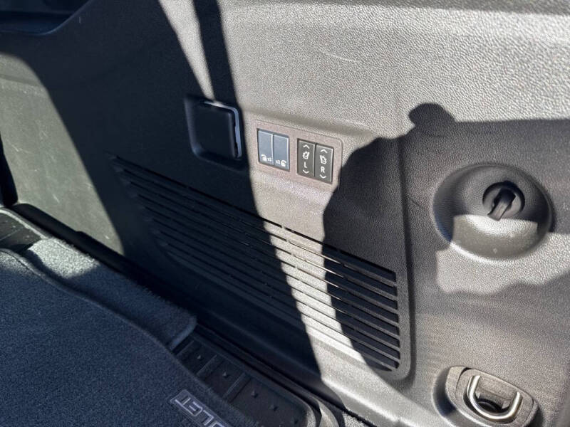 2024 Chevrolet Suburban High Country