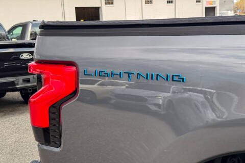 2024 Ford F-150 Lightning Flash