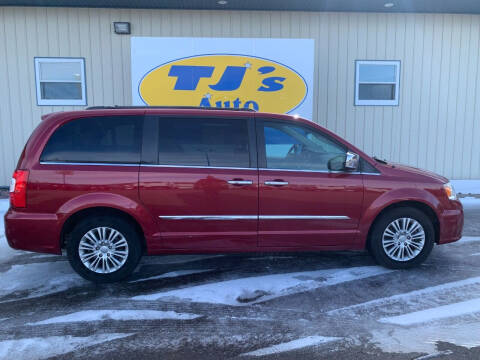 2015 Chrysler Town and Country for sale at TJ's Auto in Wisconsin Rapids WI