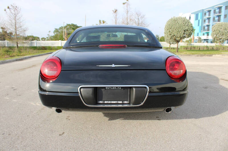 2005 Ford Thunderbird Deluxe
