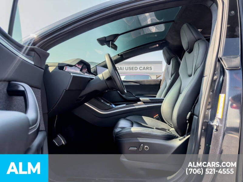 2023 Tesla Model X Standard Range