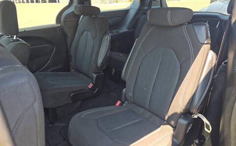 2022 Chrysler Pacifica Touring