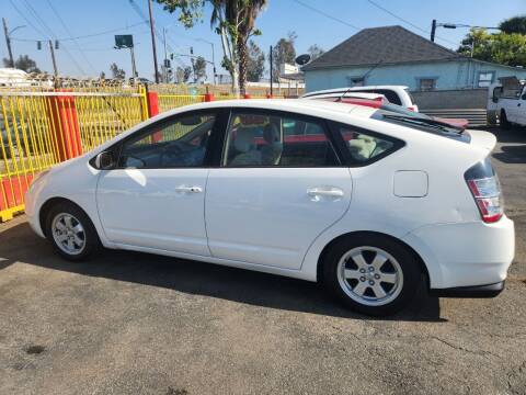 2005 Toyota Prius for sale at E and M Auto Sales in Bloomington CA