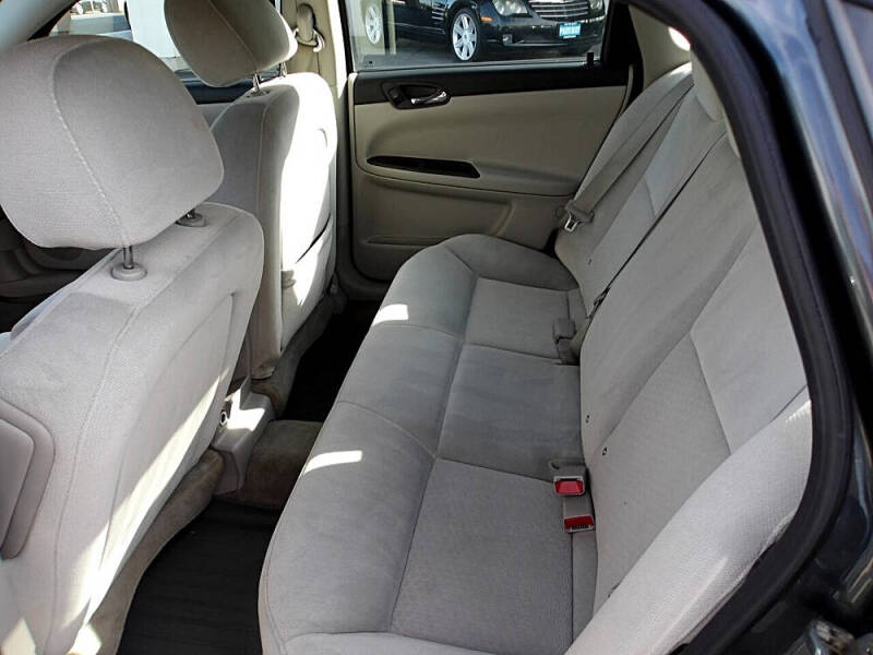 2011 Chevrolet Impala LS