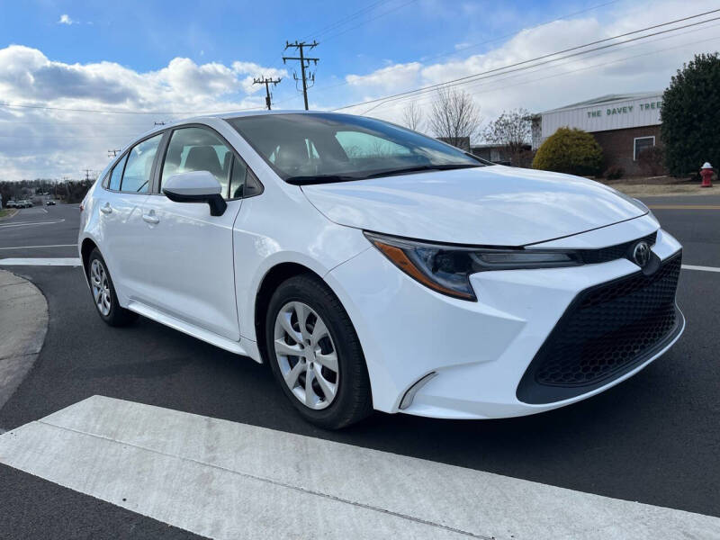 2021 Toyota Corolla LE photo 2