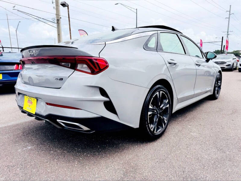 2022 Kia K5