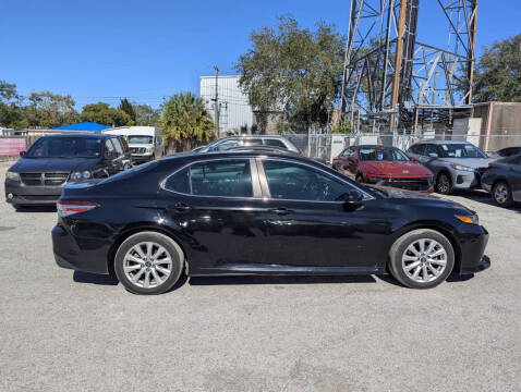 2018 Toyota Camry LE