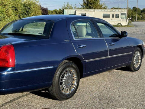 2008 Lincoln Town Car Signature Limited