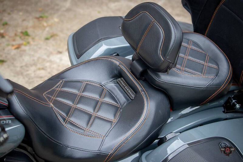2018 Harley-Davidson CVO ST Glide
