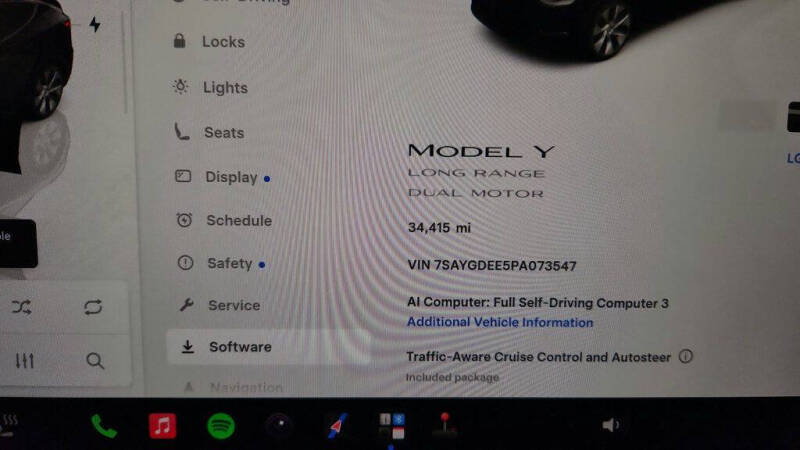 2023 Tesla Model Y Long Range