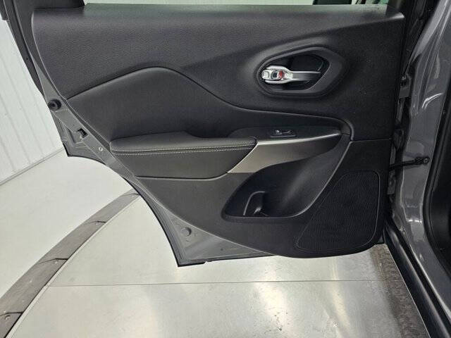 2021 Jeep Cherokee Freedom