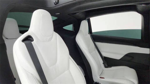 2022 Tesla Model X Plaid